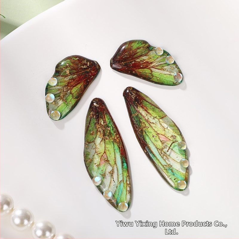 Обици с крила на пеперуда - Епоксидна смола, текстурен модел, лято 2024