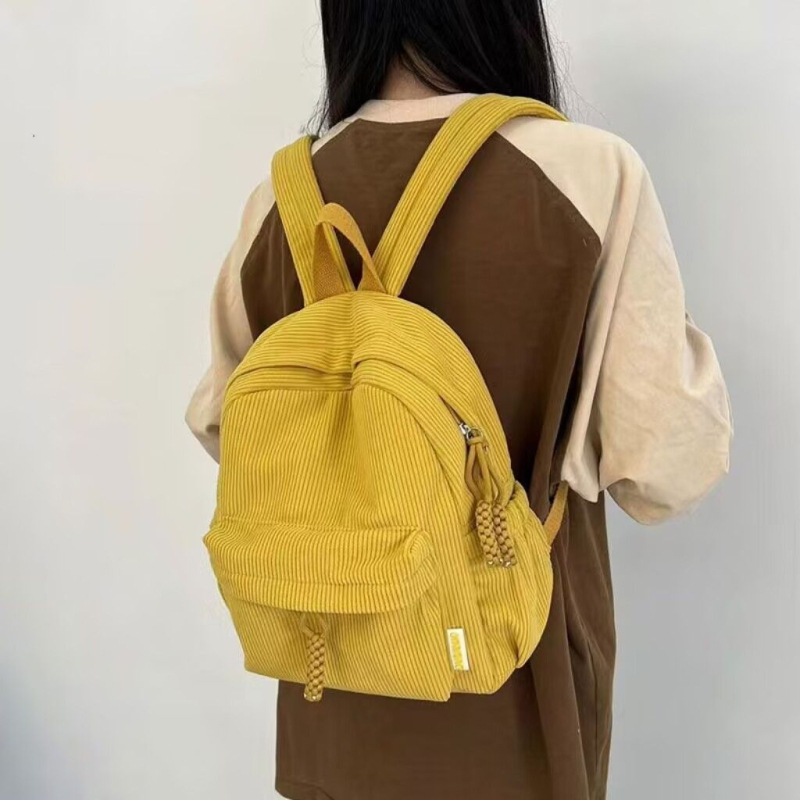 Batoh Corduroy pre unisex, mestská jednoduchosť; objem 56–75 L, kompatibilný s 9-palcovým notebookom, ergonomický chrbtový panel, polyesterová podšívka