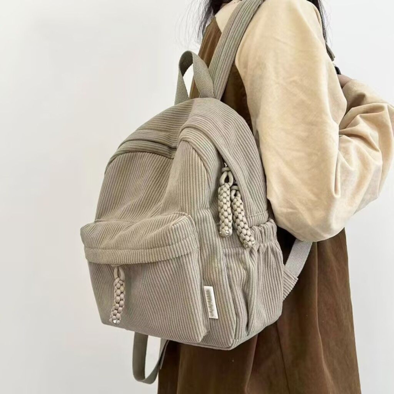 Batoh Corduroy pre unisex, mestská jednoduchosť; objem 56–75 L, kompatibilný s 9-palcovým notebookom, ergonomický chrbtový panel, polyesterová podšívka