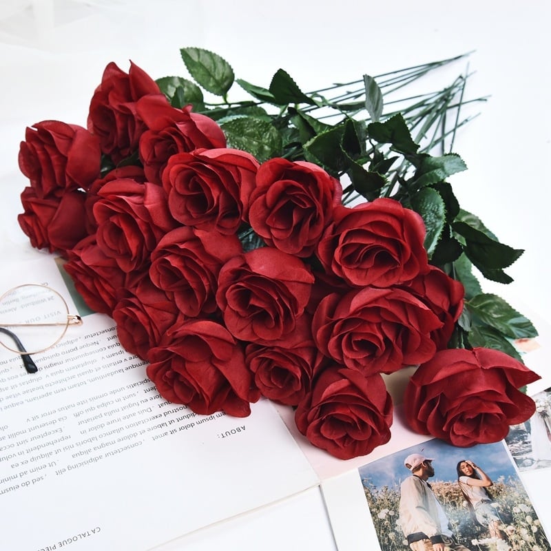 Изкуствена роза на едно стъбло от коприна; стилове: модерна простота, нордичен стил, пасторален стил, малък свеж стил, античен стил и стил Тан; подходяща за сватби, реквизит за снимки и домашна украса