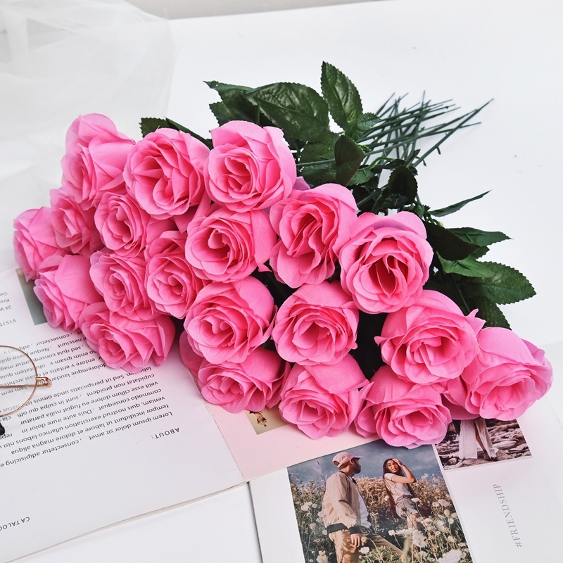 Изкуствена роза на едно стъбло от коприна; стилове: модерна простота, нордичен стил, пасторален стил, малък свеж стил, античен стил и стил Тан; подходяща за сватби, реквизит за снимки и домашна украса