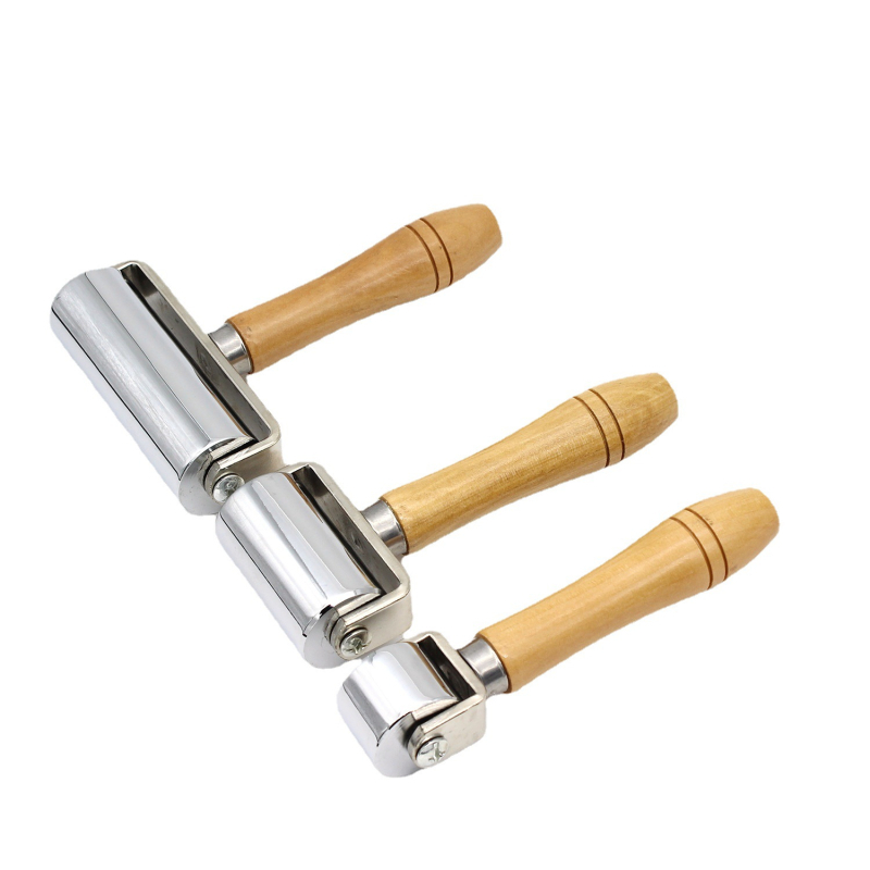 Ролер за кожени ръбове с кръгла глава, стоманено тяло и дървена дръжка — ширина на острието 25/60/100 мм, за пресоване на кожа