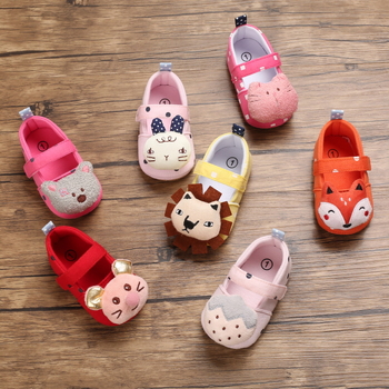 Kūdikių bateliai su animaciniu piešiniu dizainu – medvilninis viršus, minkšta gumos padukė, Velcro užsegimas, neslidus padas, 12–36 mėnesių amžiui