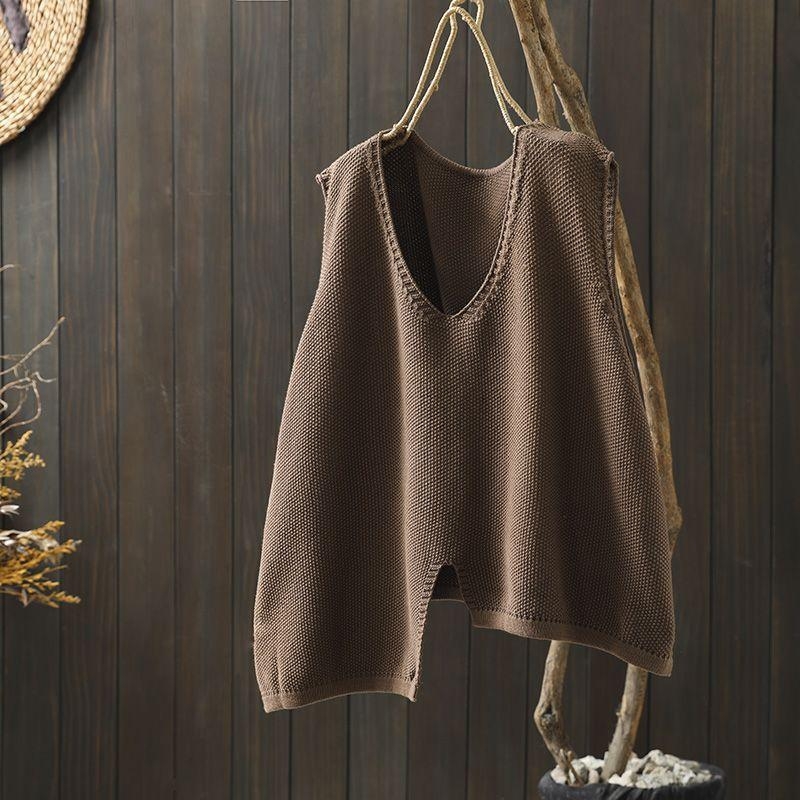 Adīta kokvilnas veste ar neregulāru maliņu, V–izgriezums, brīvs piegriezums, bez piedurknēm