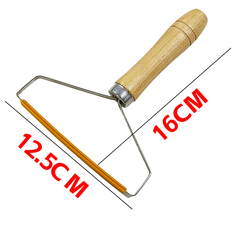 Ръчен премахвач на власинки за палта със дървена дръжка — двойно-страничен премахвач за дрехи, метална глава