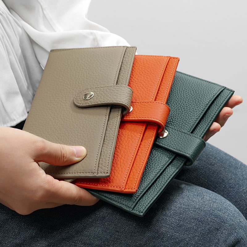 Ženski novčanik od prave kože – izuzetno tanak dugi dizajn sa 6 kartica i zasebnim džepom za kovanice; vrhunska koža, poliester podstava, proljeće 2025