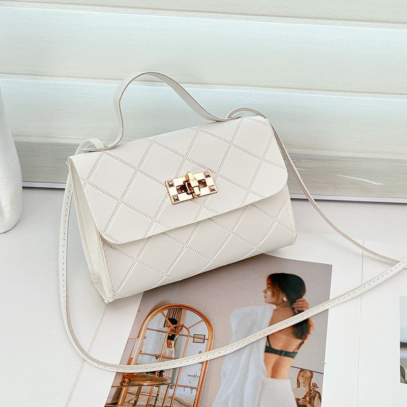 Дамска мини чанта PU - квадратна хоризонтална форма, капак за затваряне, джоб за ID, мек материал