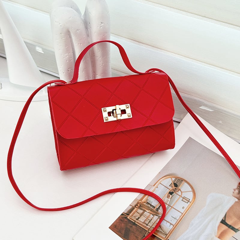 Дамска мини чанта PU - квадратна хоризонтална форма, капак за затваряне, джоб за ID, мек материал