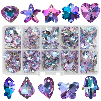 Медальон от стъкло в кутийка; материал: стъкло/глазура; обработка: напълно автоматично шлайфане; марка: Beads; лято 2021