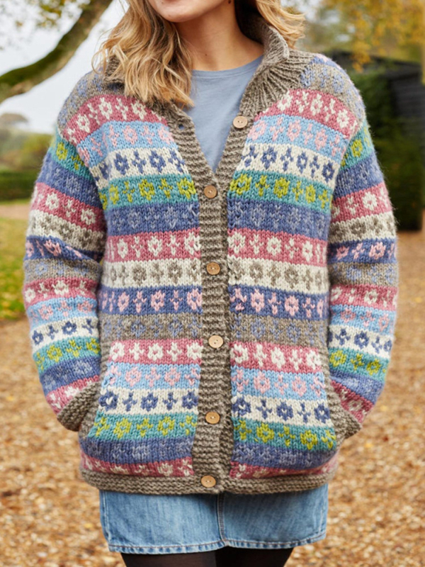 Kardigans ar lakplēces apkakli, brīvs siluets, vidēja garuma, 3D ziedu raksts uz poliesteres auduma