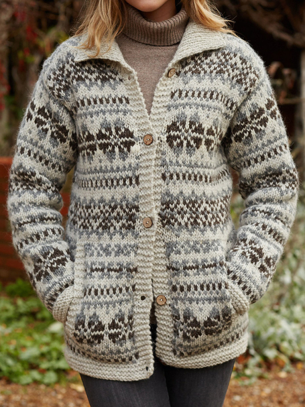 Kardigans ar lakplēces apkakli, brīvs siluets, vidēja garuma, 3D ziedu raksts uz poliesteres auduma