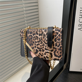 Леопардов принт PU чанта за рамо с верига, кръстосан стил, магнитно закопчаване, капак, безподкладна вътрешност, джоб за телефон