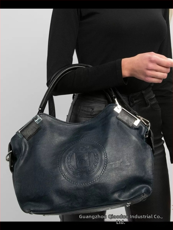 PU Tote taška, tvar džbánu, ulicový štýl, zapínanie na zips, vnútorné vrecká: zipsové vrecko, vrecko na telefón, vrecko so zipsom