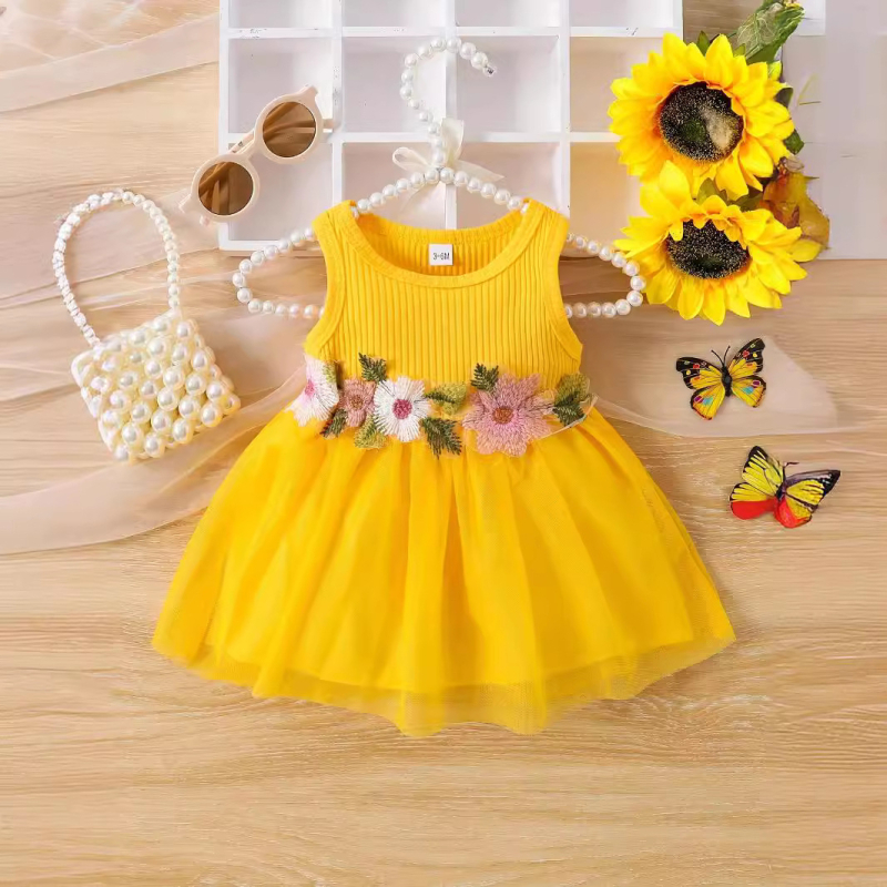 Lányoknak nyári ujjatlan ruhája virágos övvel és hálós betéttel, édes patchwork-stílus, 93% pamut