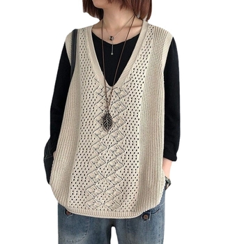 Moteriška megztinė be rankovių liemenė, plona, laisvo kirpimo, V kaklas, akrilas-poliesterio mišinys, retro stilius