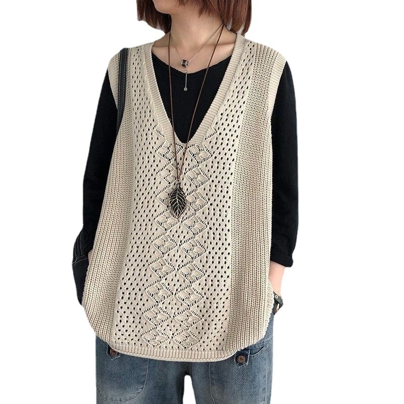 Moteriška megztinė be rankovių liemenė, plona, laisvo kirpimo, V kaklas, akrilas-poliesterio mišinys, retro stilius
