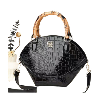 PU anyagú válltáska, zöldségkosár-stílusú, kagyló alakú forma, cipzár, poliészter bélés