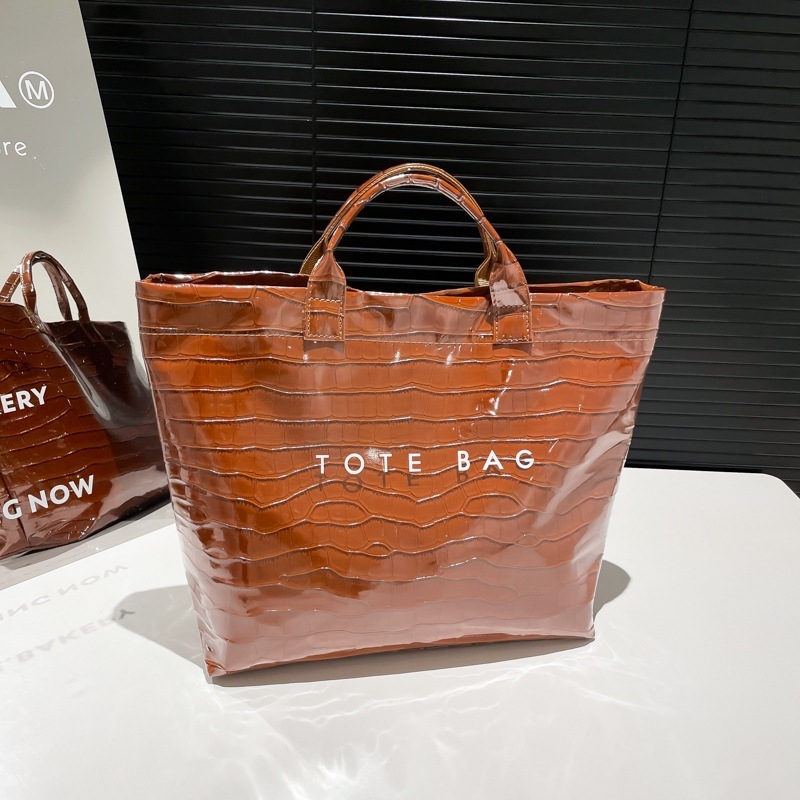 Dámska bucket bag z PU+PVC, horizontálna štvorcová forma, zapínanie na suchý zips, podšívka z polyesteru, vnútorná kapsa na zips, štýl Fresh and Sweet