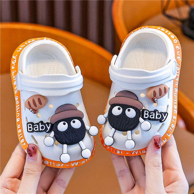 Gyerekeknek szóló EVA zárt orrú klumpa, cartoon mintával, uniszex, csúszásmentes talppal, 1–6 évesek, nyár