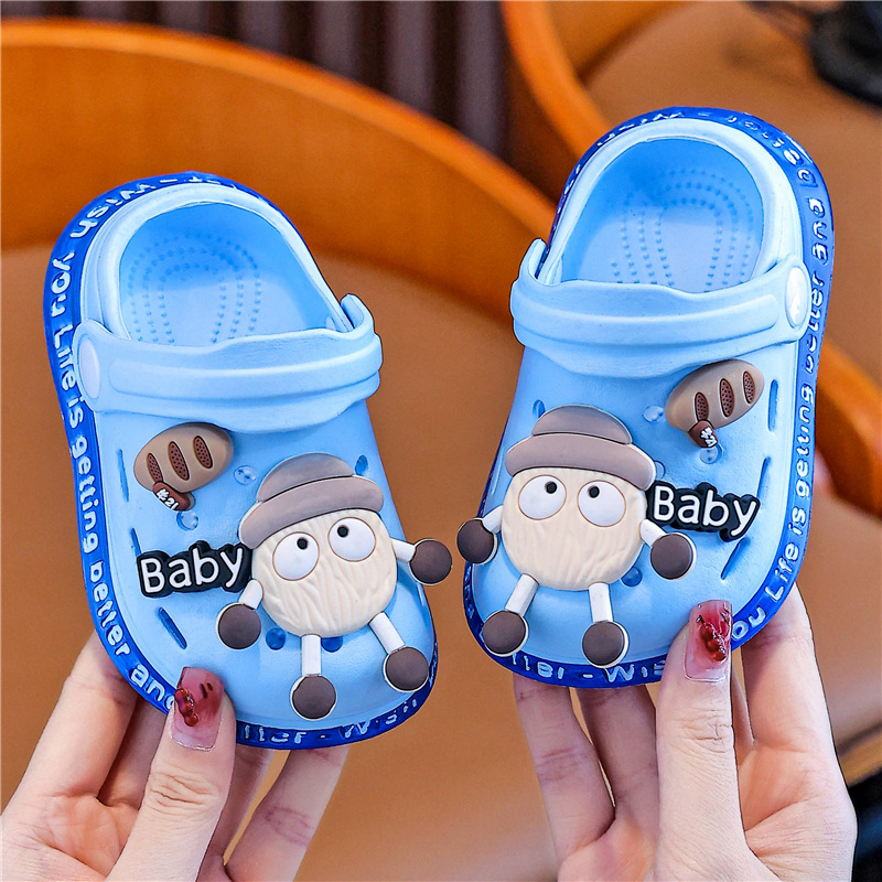 Gyerekeknek szóló EVA zárt orrú klumpa, cartoon mintával, uniszex, csúszásmentes talppal, 1–6 évesek, nyár