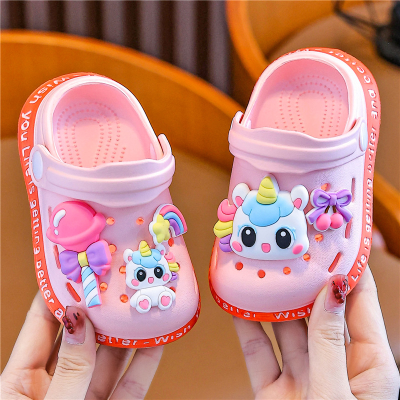 Gyerekeknek szóló EVA zárt orrú klumpa, cartoon mintával, uniszex, csúszásmentes talppal, 1–6 évesek, nyár