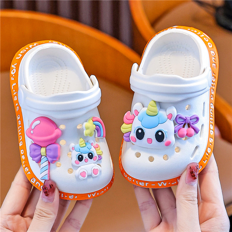 Gyerekeknek szóló EVA zárt orrú klumpa, cartoon mintával, uniszex, csúszásmentes talppal, 1–6 évesek, nyár