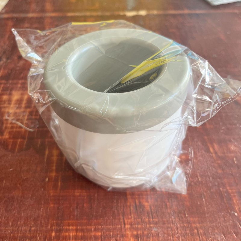 Szilikonból készült hengeres jégkészítő forma, 60 darabos kapacitás, könnyen kioldható, testreszabás és logónyomtatás elérhető