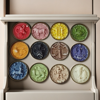 Dvylika zodiako ženklų gimtadienio žvakių, cilindrinės formos, parafinas, rankų darbo