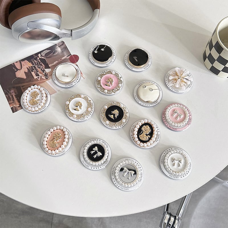 Asztali telefon-tartó ötvözetből, mágneses rögzítés, univerzális kialakítás, hátoldali öntapadós felülettel