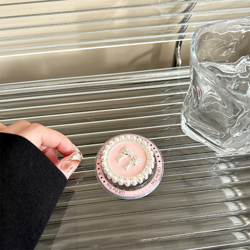 Asztali telefon-tartó ötvözetből, mágneses rögzítés, univerzális kialakítás, hátoldali öntapadós felülettel