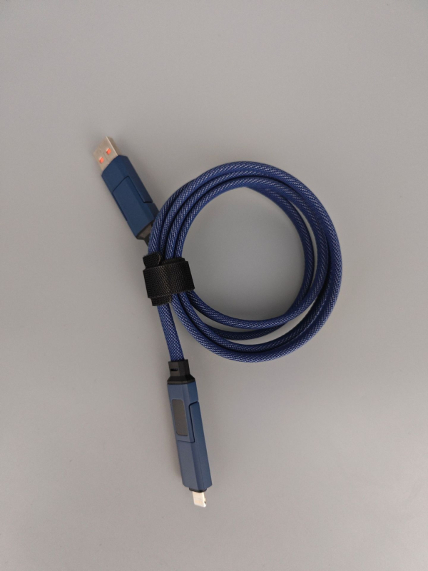 65W skaitmeninis kabelis su ekranu, 4-in-1 USB-C ir Lightning, cinko lydinys, dviejų išėjimų