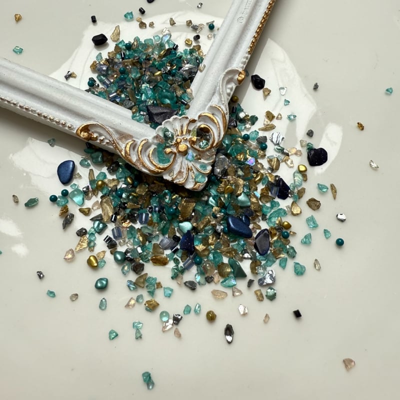 Set staklenih ukrasa za nokte – Storm serija, uzorci: ruža, tulipan, školjka, mašna, zvjezdice, za DIY nokte i rukotvorine