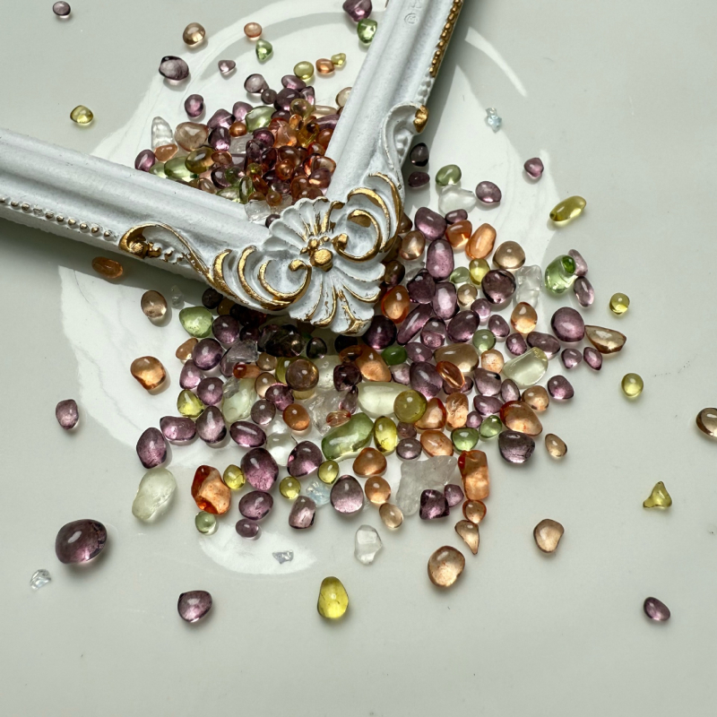 Set staklenih ukrasa za nokte – Storm serija, uzorci: ruža, tulipan, školjka, mašna, zvjezdice, za DIY nokte i rukotvorine