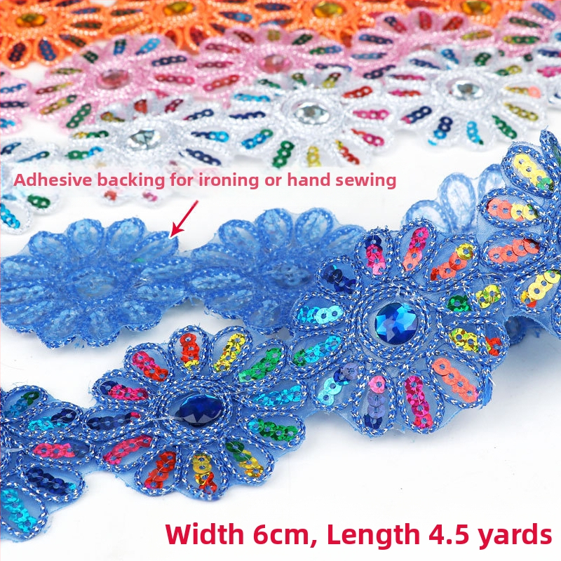 Trojuholníková flitrová krajka na odevy a doplnky, ručne vyšívaná s korálkami na tkanom páse