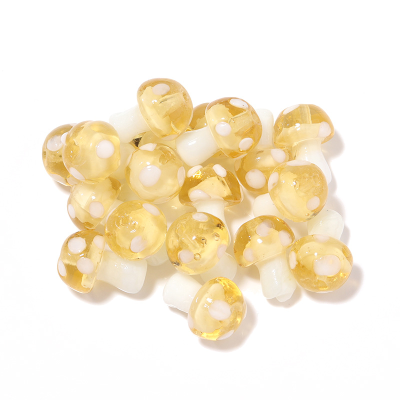 Lu Yao szabad gyöngyök színes mázzal bevont, rajzfilmszerű gomba motívum