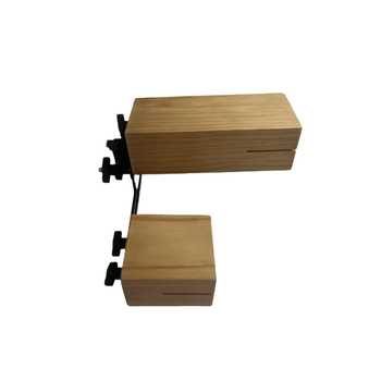 Ξύλινο κρουστό όργανο με ξύλινο κουτί, κλαπέρ, πεντατονικό σύστημα και κρεμαστό βραχίονα — Μάρκα: wsmith