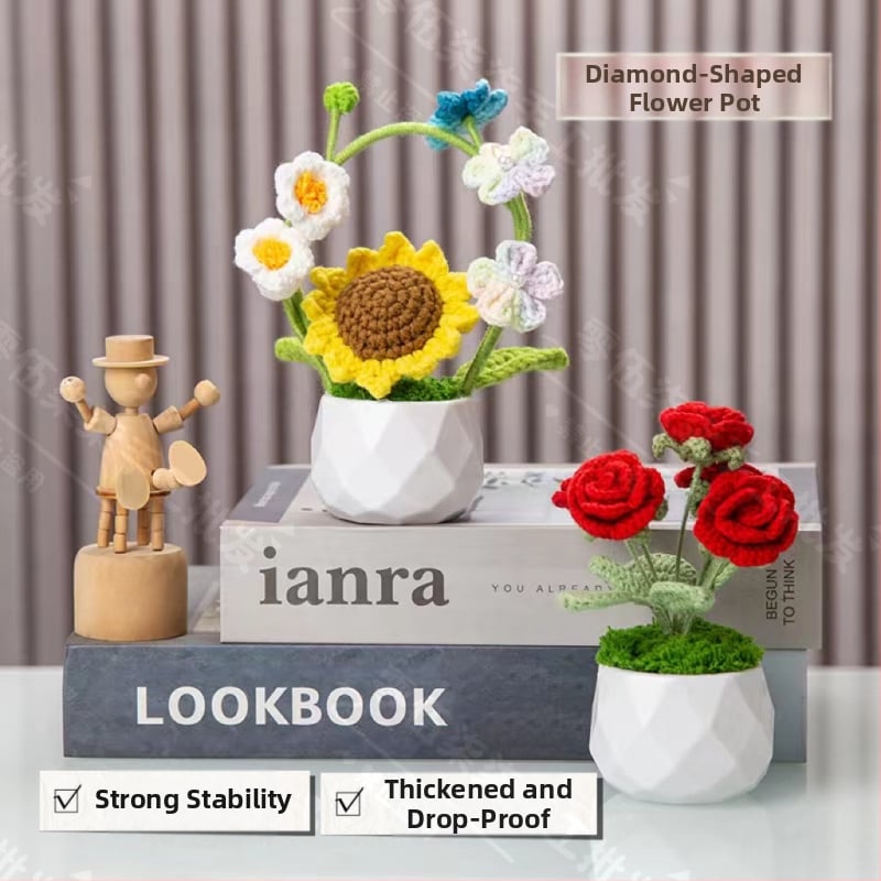 Пластмасова саксия за настолна употреба, инжекционно формована, прост стил, подходяща за офис и домашна декорация.