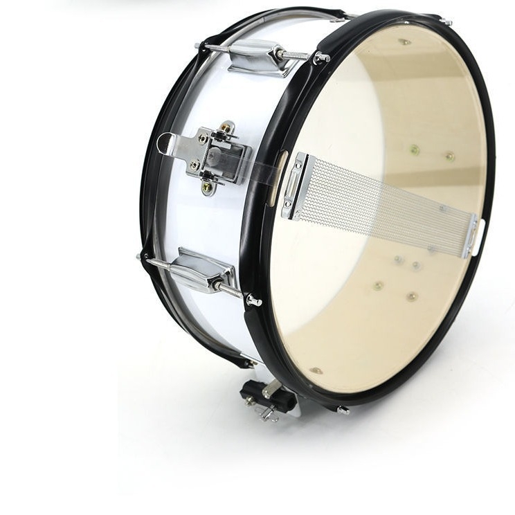 Trojuholníkové ucho bubna pre bubnovú zostavu – YWPL, chrómované prevedenie, kovové príslušenstvo, kompatibilný so zostavou a maršovacou snare