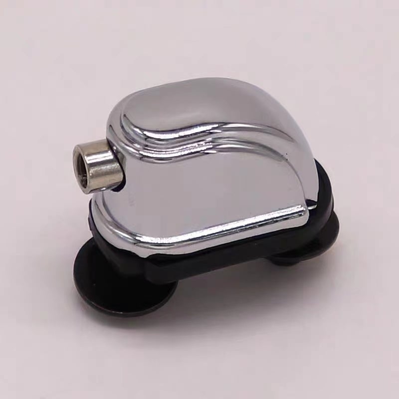 Trojuholníkové ucho bubna pre bubnovú zostavu – YWPL, chrómované prevedenie, kovové príslušenstvo, kompatibilný so zostavou a maršovacou snare