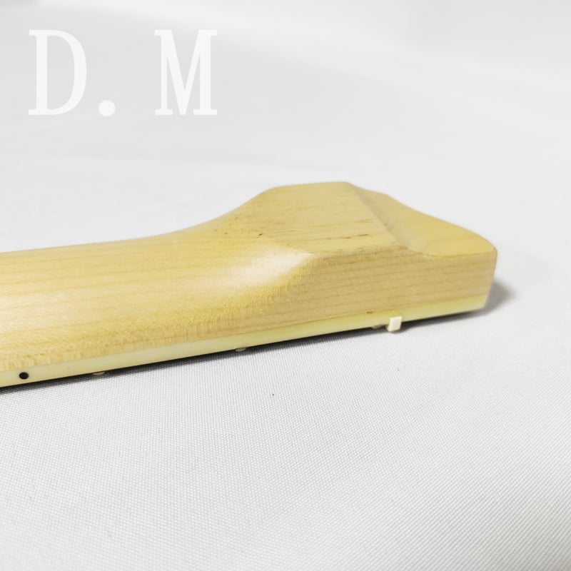 Гриф за електрическа китара: кленов гриф с палисандрова фретборд, модел 164, опаковка хартиена кутия, марка Neutral