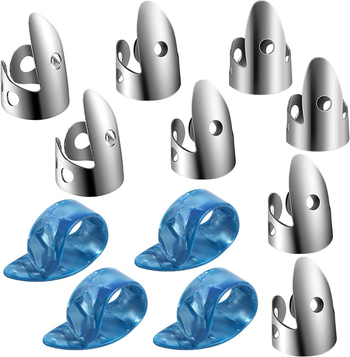 Celuloidiniai gitaros pirštų pikai nykščiui ir rodyklei