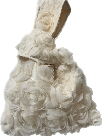 Τσαντάκι καρπού σε street-trend στυλ, πολυεστερικό σώμα, κάθετης τετράγωνης μορφής, εσωτερικές θήκες ID και θήκη με φερμουάρ