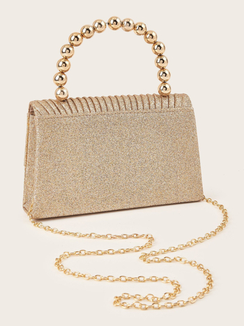 Дамска вечерна клъч чанта с хоризонтална квадратна форма; материал Stretch gold sand cloth, магнитно копче, подплата полиестер, триизмерна чанта.