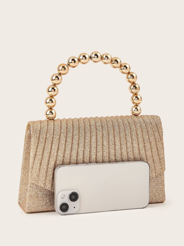 Дамска вечерна клъч чанта с хоризонтална квадратна форма; материал Stretch gold sand cloth, магнитно копче, подплата полиестер, триизмерна чанта.