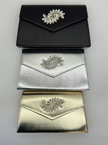 Вечерна клъч чанта PU – хоризонтална квадратна форма, магнитно закопчаване, вътрешен джоб за мобилен телефон, полиестрова подплата