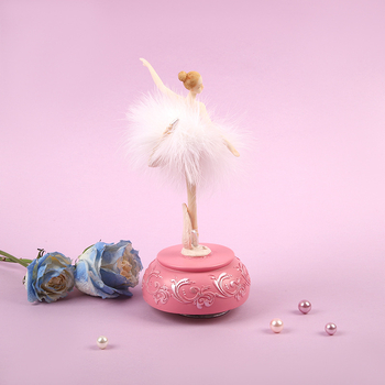 Φιγούρα από Xin Hongmao - Κορίτσι μπαλέτου με μουσικό κουτί, συνθετική ρητίνη