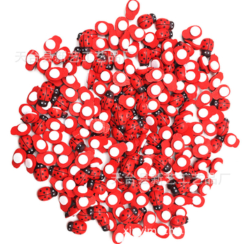 Medinis dekoratyvinis elementas DIY mikro kraštovaizdžiui su samanu ir sultingais augalai; karikatūrinis vabalas – Xinyi Wood Beads; Medžiaga: medis; Kategorija: Gyvūnai; Stilius: Pastoralinis; Struktūra: be skylės