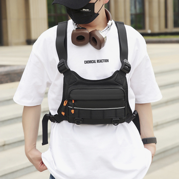 Kamufliažinė taktinė kuprinė su saugojimo skyreliais — universalus, membraninė medžiaga, poliesterio įdaila, atšvaitinės detalės nakčiai, lauko kariško stiliaus kuprinė