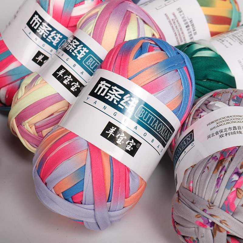 Grupinės linijos siūlų rinkinys dvieliams: rankdarbiams, mezgimui, audimui ir siuvimui