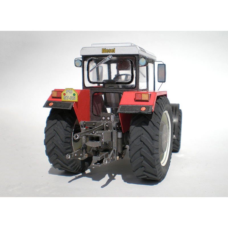 Модел на трактор от хартия, мащаб 1:32, сглобяем, за DIY, без електричество